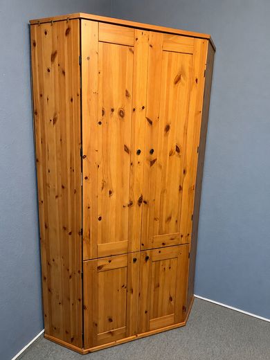Sonnige 3-Zimmer-Wohnung mit Balkon in Sankt Augustin-Mülldorf – Nachmieter zum 01.02.2027 gesucht – Computerschrank