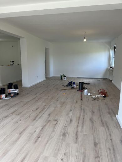 Haus im Grünen mit viel Platz zur verwirklichung ihrer Träume – Wohnzimmer Wohnessbereich