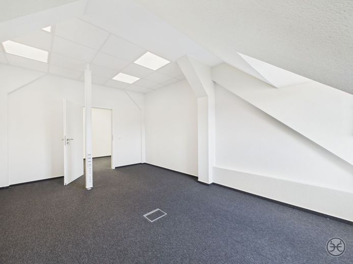 5 Einzelbüros für Co.Worker, Selbständige &amp; Co. | Kreyenbrück | Oldenburg – Eden-Ehbrecht-Immobilien_Vermietung_Einzelne-Büroräume_Kreyenbrück_022