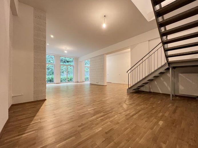 +++ Moderne Loft-Maisonette-Wohnung mit Terrasse und Balkon +++ – Foto 1