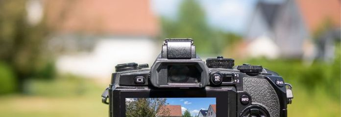 6351 | Земельный участок под строительство с отдельно стоящим односемейным домом на продажу, Шлосс-Нойхаус