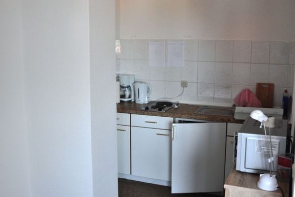 1 Zi Apartement mit Bad im DG frei Ap 36