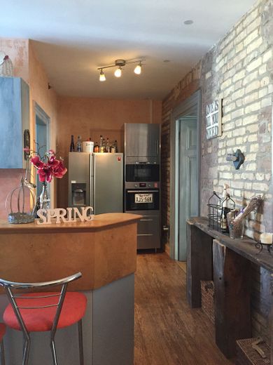 Air-conditioned, smart loft with charm – Küche mit Bar