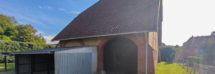 150 m² का खलिहान और अतिरिक्त मचान किराए पर लें - हैमेलन में केंद्रीय भंडारण और उपयोगी जगह!
