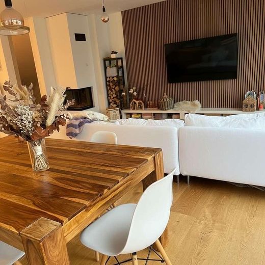 Modern wooncomfort en hoogwaardige details op de Moniberg – Photo 9