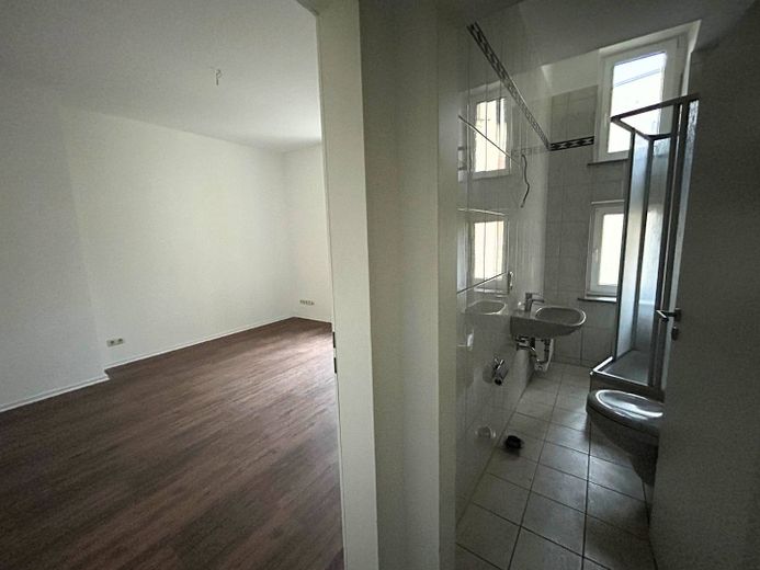 Modern single apartment in the southern city center – Ansicht III: Wohn- und Schlaf…