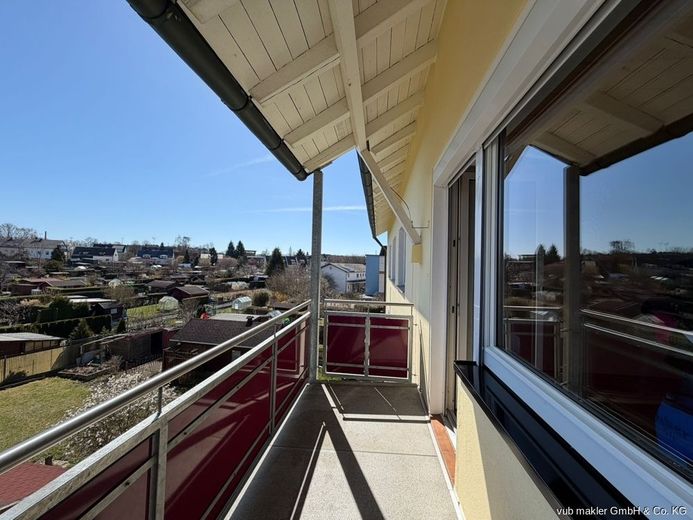 Helle 3-Zimmer‑Wohnung in Hof - mit Balkon, Garage und viel Wohlfühlpotenzial – VUB2396-4