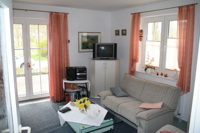 HORN IMMOBILIEN ++ Rechlin an der Müritz Mehrfamilienhaus voll vermietet – Zimmer