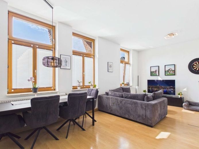 2-Zimmer-Wohnung in ruhiger Lage von Treuen mit Stellplatz & Garten – Foto 1