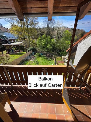 ruhiges 4-Zimmer-Reihenhaus mit Wintergarten, Kachelofen und EBK in Deggendorf – Foto 8