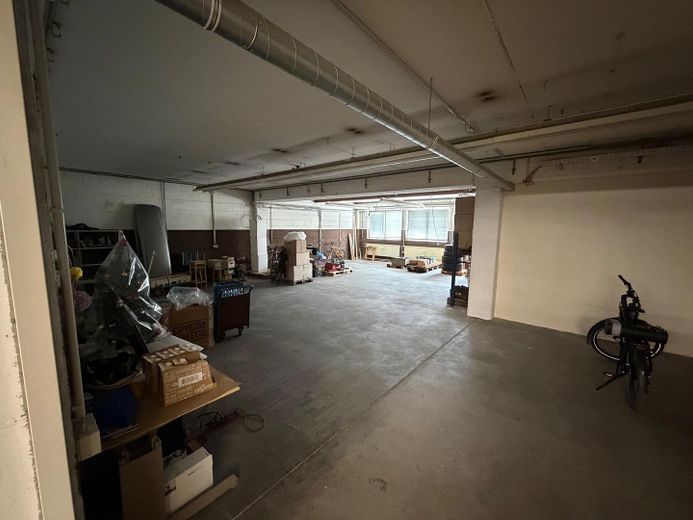 Halle de stockage / production avec porte sectionnelle (accessible en véhicule) 1400qm - Arnsberg – Foto 13