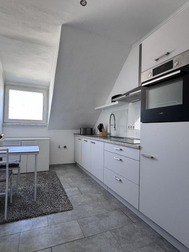 Appartamento DG di 3 locali a Gladbeck con EBK – Küche