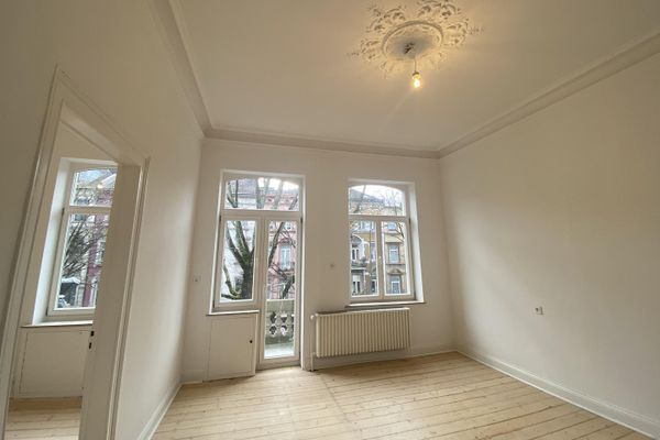 Stilvoll sanierter Altbau – 2 gleich große Zimmer | EBK, Balkon | Nähe RWTH/FH