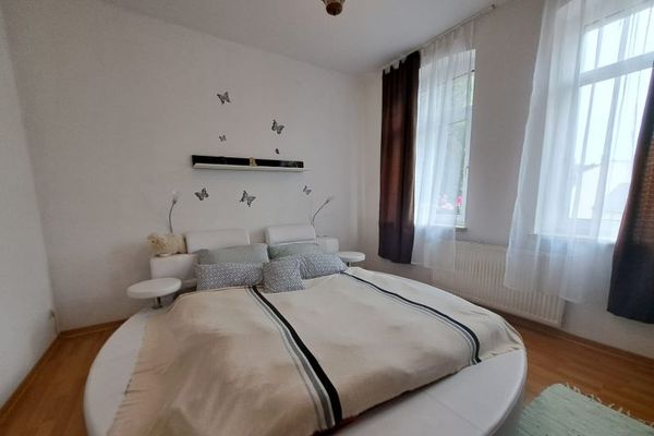 Gepflegte, möblierte Eigentumswohnung in 08626 Adorf – ca. 80 m² Wohnfläche - 3 Zimmer