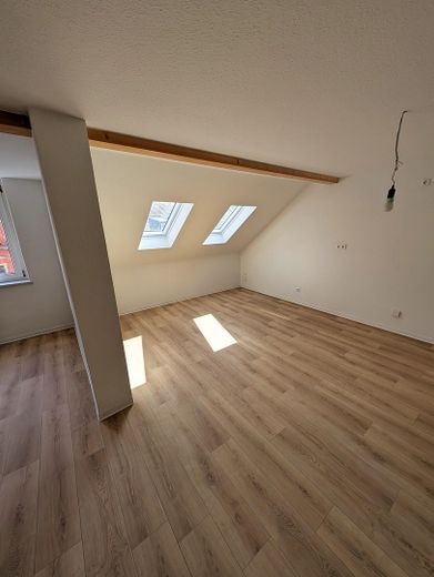 Eigentumswohnung Maisonette 5 Schlafräume, große Wohnküche und 2 Bäder – Foto 9