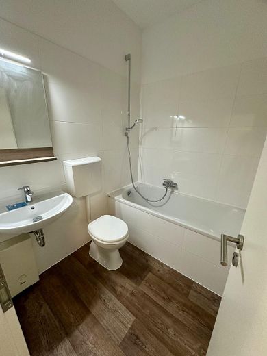 Kaiserslautern merkezinde kullanışlı planlanmış 2 odalı daire – Bad