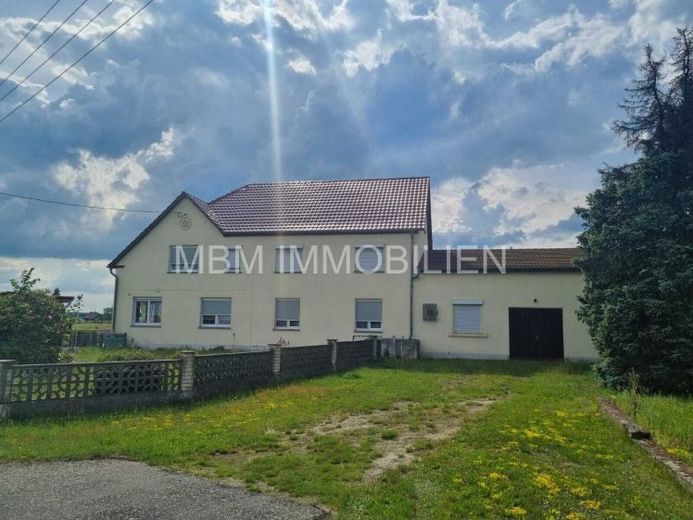 Traumhaftes Grundstück mit Einfamilienhaus in idyllischer Lage – Foto 1