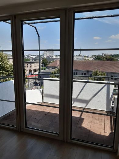 Stilvolle Maisonette mit Flair – direkt am Schloss Broich – Balkon