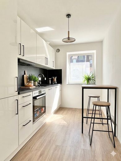 Kernsanierte 2Z-Wohnung (KfW70) mit Küche im Erstbezug – ruhig & energieeffizient – Küche
