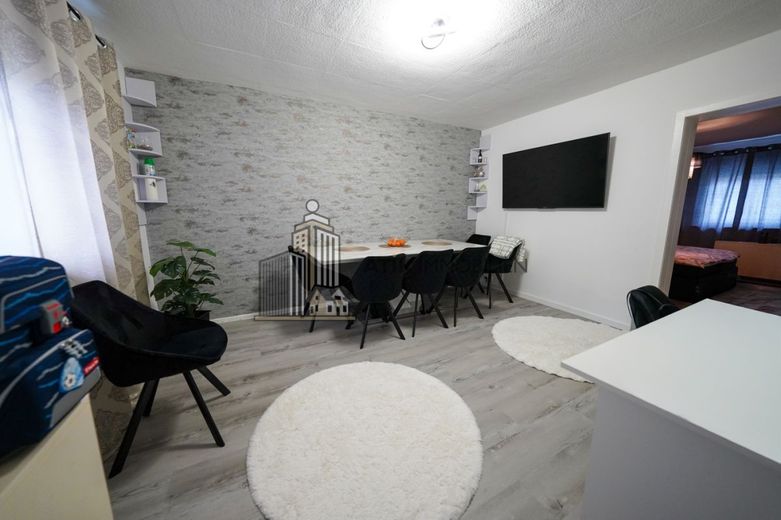 ATIK: Gemütliche 3-Zimmer-Wohnung in ruhiger Lage – Wohn- und Essbereich