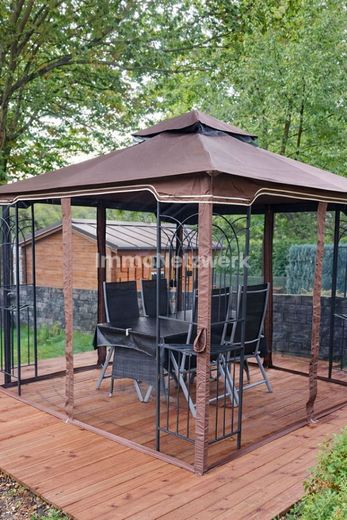***Willkommen in Ihrem neuen Zuhause - Familienidylle in Top-Lage von Wunsiedel*** – Pavillion