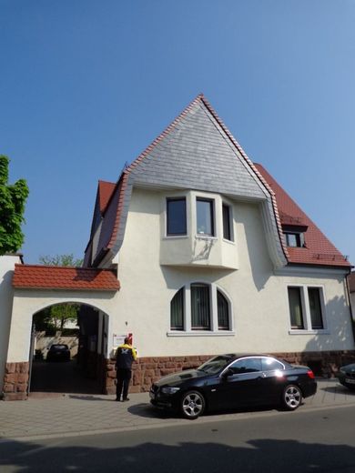 *** Bürohaus in Stadtmitte *** – Hausansicht 1