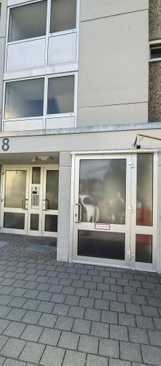3-Zimmer-Wohnung – frisch renoviert, bezugsfertig – Eingang