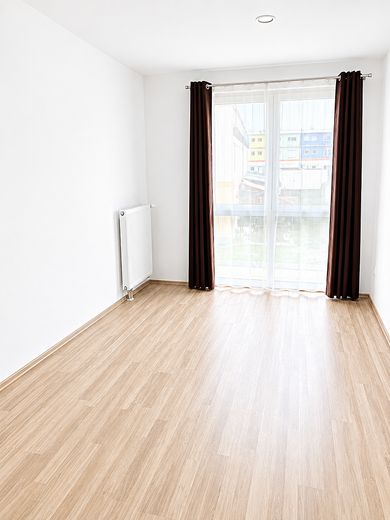 Bez prowizji: Nowoczesny środkowy dom szeregowy (rok budowy 2019) o powierzchni 163 m², z ogrodem, studiem i tarasem na dachu – Kinderzimmer-3/Arbeit Zimmer