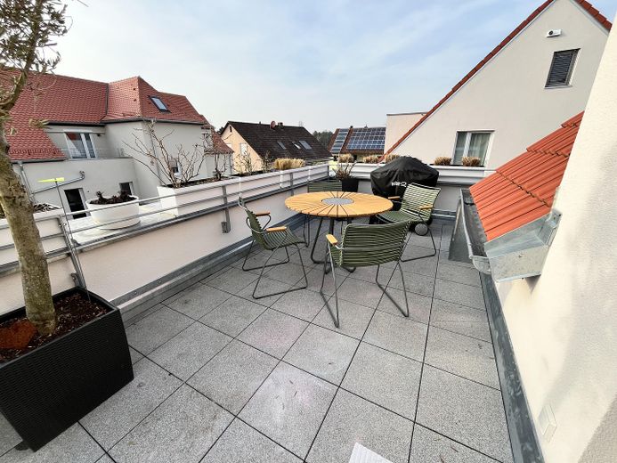 Terrasse (Zugang Wohnzimmer)