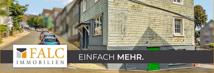 Doppelhaushälfte mit Einliegerwohnung!