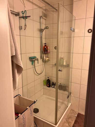 ruhige 3,5 Zimmer Wohnung mit 2x Balkon – Foto 3