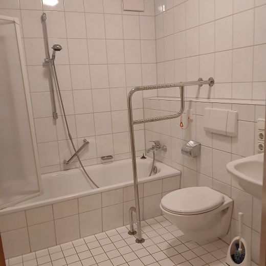 Kempten : appartement de 2 pièces avec terrasse dans une résidence pour seniors – Photo 4