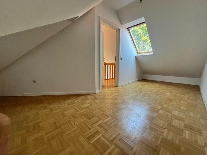 Maisonette-Wohnung mit offener Galerie – Schlafen 2 - Galeriezimmer....