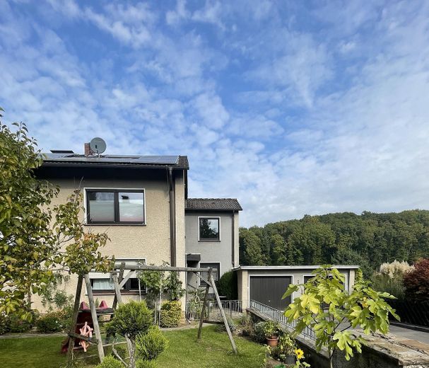 Freistehendes Ein- Zweifamilienhaus in Hagen-Hohenlimburg in bevorzugter Lage Hohenlimburg-Reh – Hausansicht von vorne