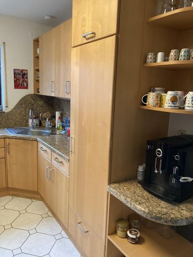 Von Privat: Großes Einfamilienhaus mit Wellnessbereich zu verkaufen! – Foto 28