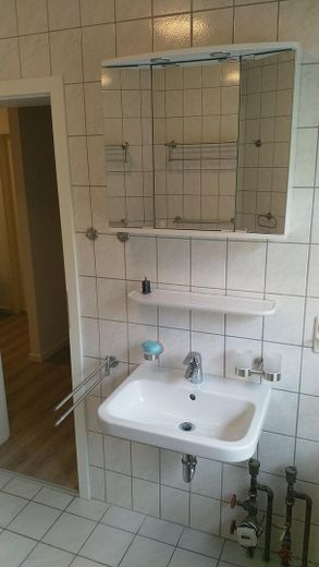 Investimento interessante: 5 unità abitative con potenziale di sviluppo vicino al lago Edersee – Fotos OG FW rechts 13b