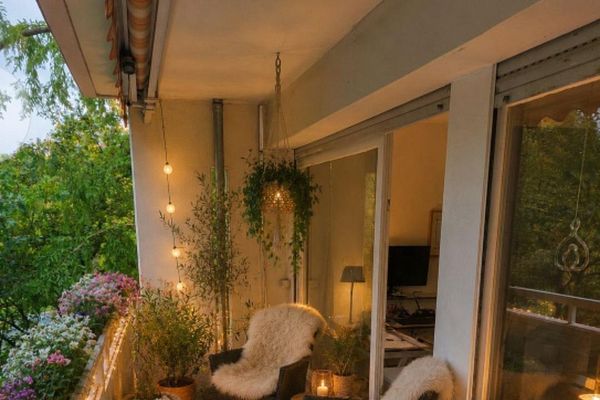 Zonder courtage! 2-kamer appartement Wiesbaden Kurparkzicht 2 balkons TG