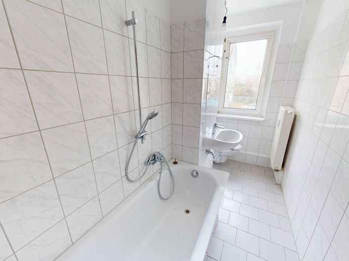 Your new feel-good home: Bright 3-room apartment with fitted kitchen and bathtub – Bad