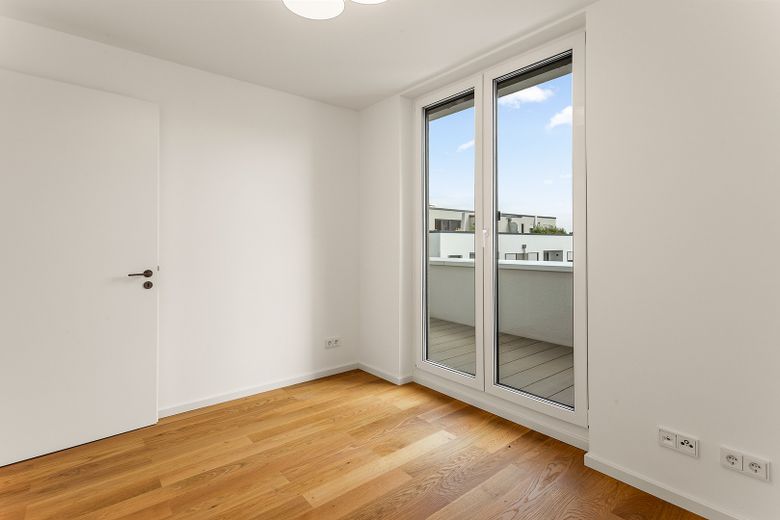 Exklusives Einfamilienhaus mit hochwertiger Ausstattung, Garage und Garten – DG - Arbeitszimmer
