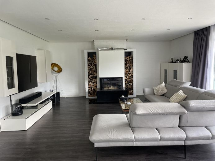 Elegantes Haus mit zwei Einliegerwohnungen, provisionsfrei – Foto 12