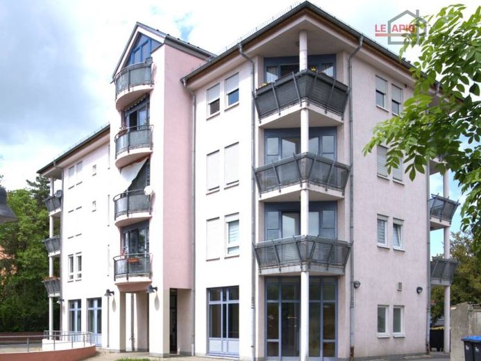 +++GEMÜTLICHE, HELLE 2-RWG MIT BALKON u. TG-STELLPL. IM BELIEBTEN WURZEN+++ – Foto 1