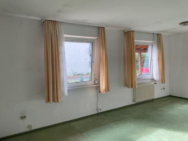 Casa unifamiliare in prefabbricato con 2 appartamenti accessori – Wohnung EG Kind