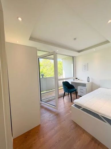 Großzügiges Zimmer in gepflegter WG / Ferchenseestraße 20, München / WE29 / 4.OG / Zi2 – Schlafzimmer