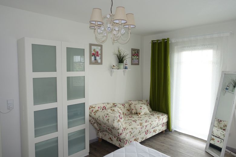 Ostseenah wohnen oder investieren - moderne Erdgeschosswohnung in Kröpelin mit Zukunftspotenzial – Schlafzimmer