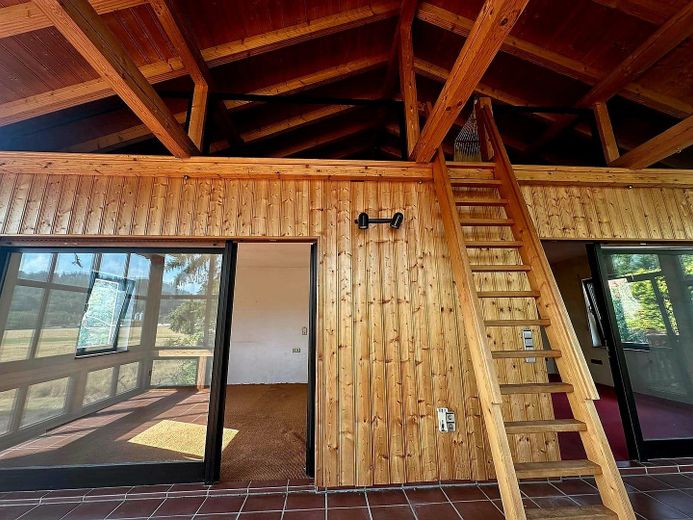 Wohnensemble aus zwei verbundenen Hausteilen – 244 m² Wohnfläche, Wintergarten & Sauna – Foto 21