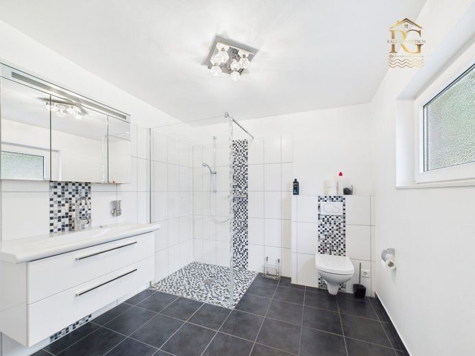 Badezimmer Erdgeschoss