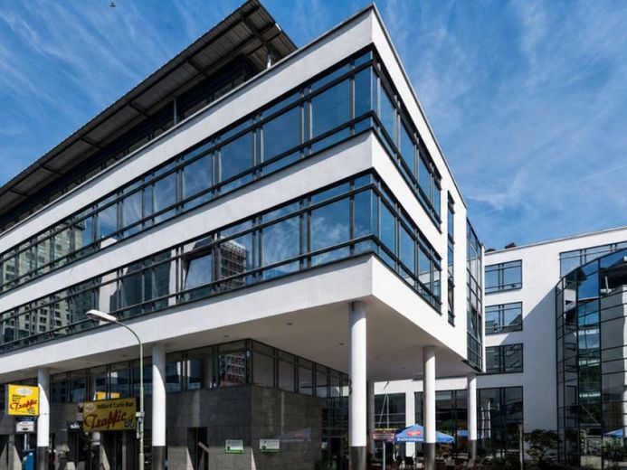 ATIK: Attractive office units in a prestigious commercial building – Photo 1