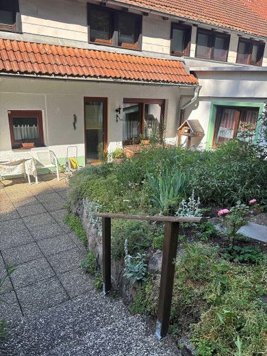 Duże 4-pokojowe mieszkanie z prawdziwą wartością dodaną! Możliwe elastyczne użytkowanie! (app. na poddaszu, ogród, rezerwy) – Photo 15