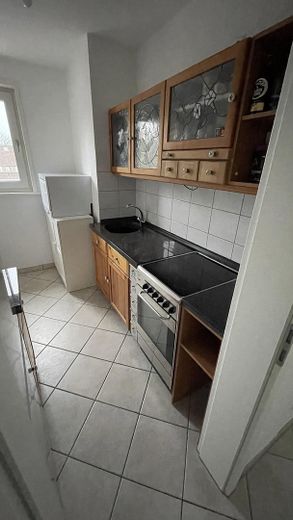 2,5 Raum Südstadt, Balkon 18 m², Wannenbad + Fenster, Energetik erfüllt, viele Dämmungen – Küche