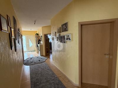 MODERN  &  GROßZÜGIG: IHR NEUES ZUHAUSE
